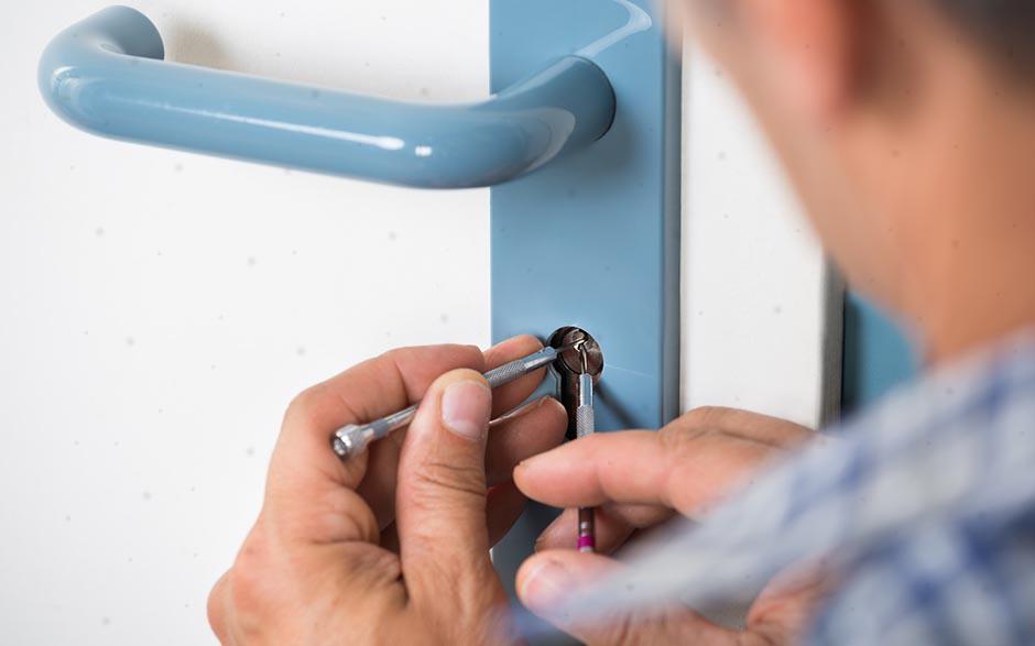  changer une serrure Bouc-Bel-Air